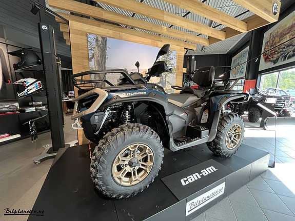 Can-Am Outlander MAX LTD T 1000R 4 of 14
