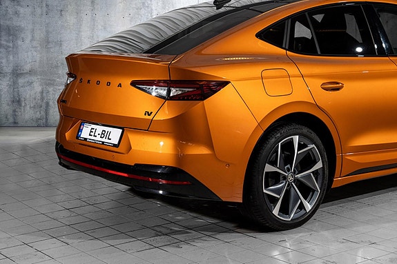Skoda Enyaq RS 7 of 29