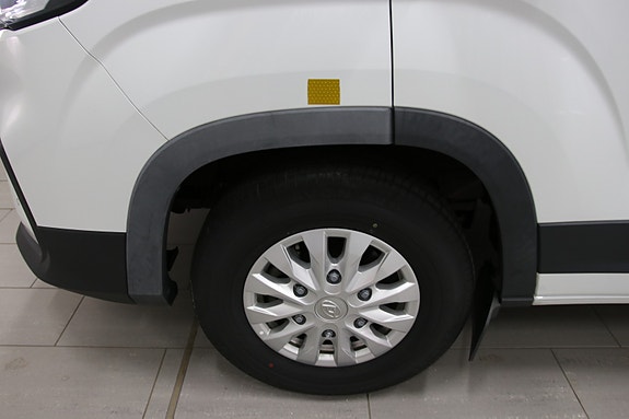 Maxus e-Deliver 9 14 of 30