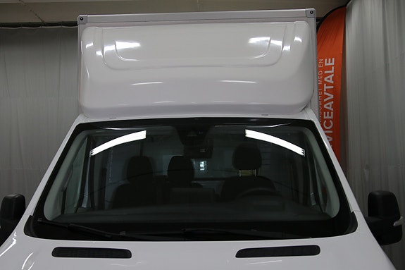 Maxus e-Deliver 9 7 of 30