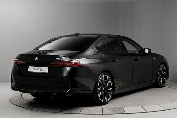 BMW i5 4 of 30