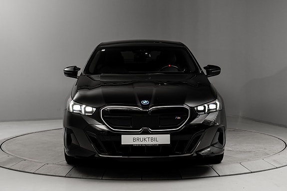 BMW i5 6 of 30