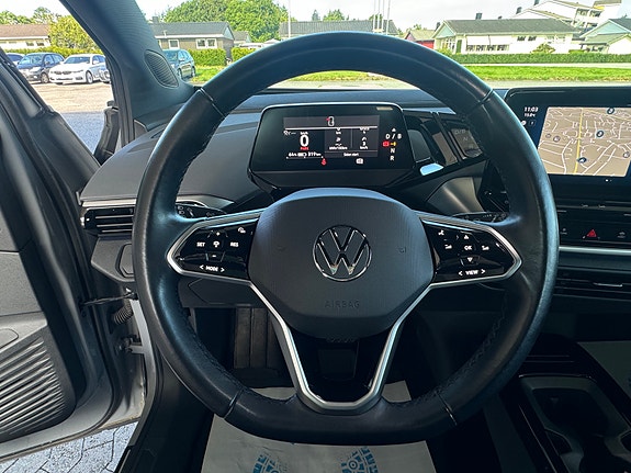 Volkswagen ID.4 14 of 25