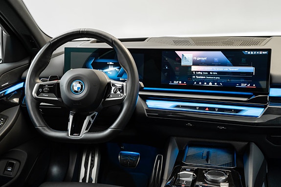 BMW i5 26 of 30