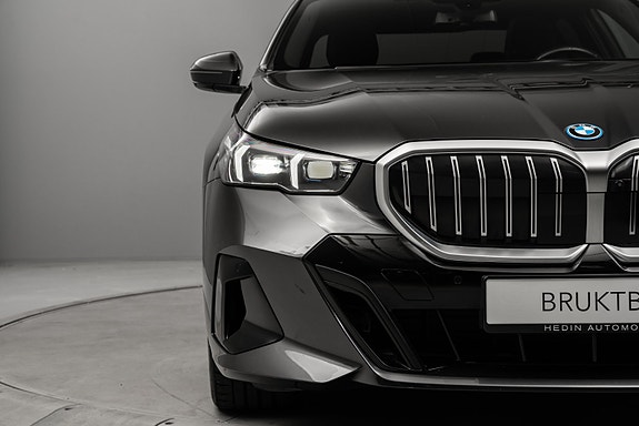 BMW i5 9 of 30