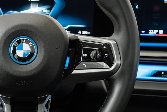 BMW i5 29 of 30