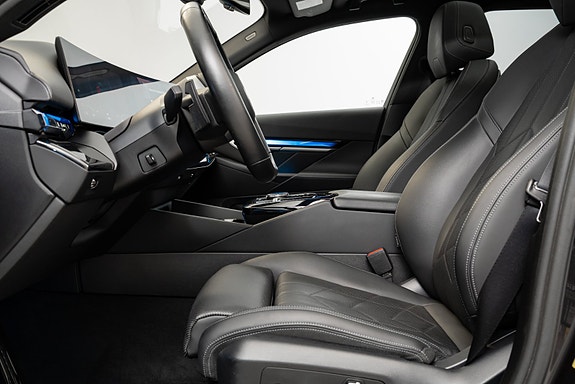 BMW i5 17 of 30