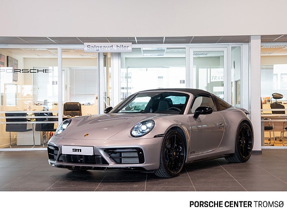 Porsche 911 Targa 4 GTS 3 of 30
