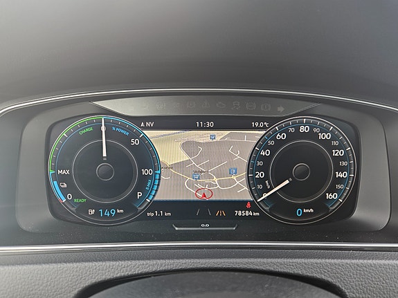 Volkswagen e-Golf VII 6 of 13