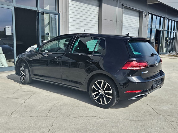 Volkswagen e-Golf VII 3 of 13