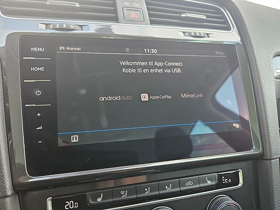 Volkswagen e-Golf VII 11 of 13