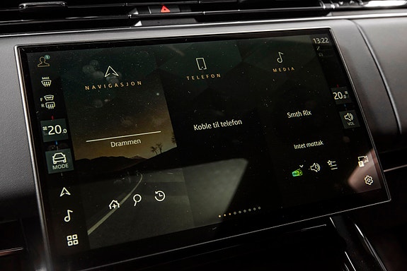 Land Rover Range Rover Sport 22 of 30