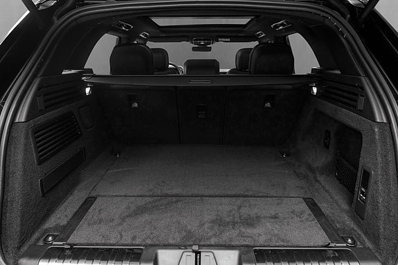 Land Rover Range Rover Sport 25 of 30