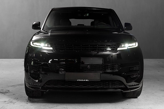 Land Rover Range Rover Sport 2 of 30