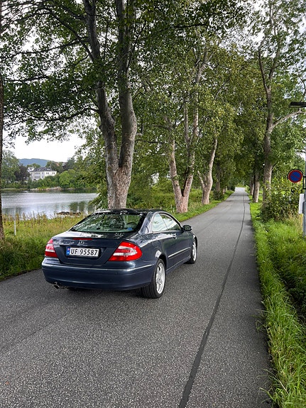 Mercedes-Benz CLK500 5 of 26