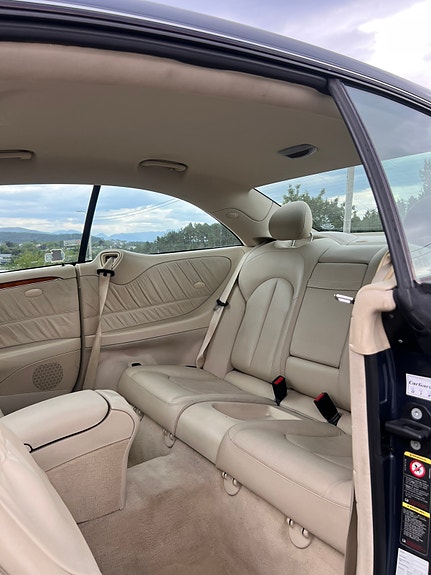 Mercedes-Benz CLK500 24 of 26