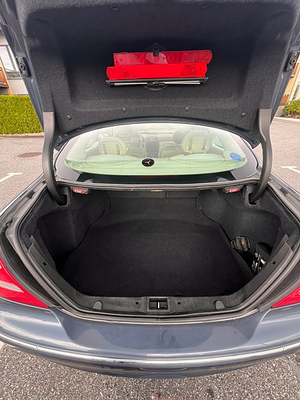 Mercedes-Benz CLK500 26 of 26