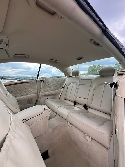Mercedes-Benz CLK500 25 of 26