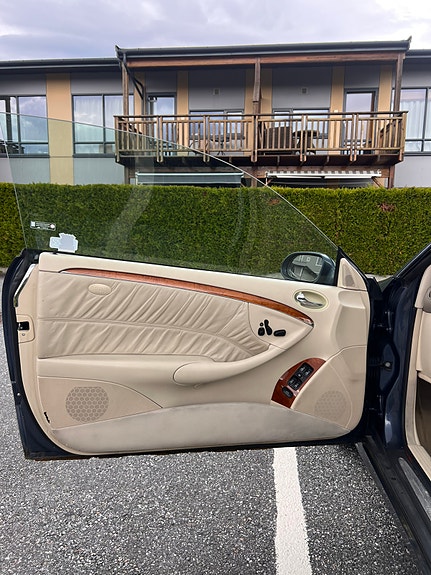 Mercedes-Benz CLK500 20 of 26