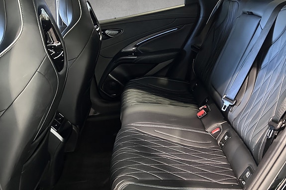 BYD Seal 12 of 20