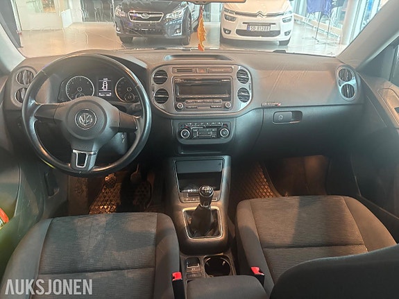 Volkswagen Tiguan 15 of 17