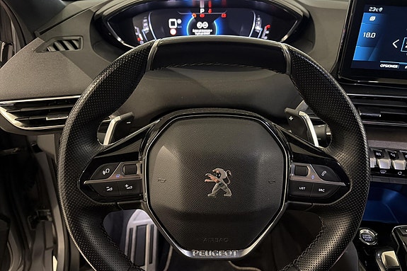 Peugeot 5008 16 of 24