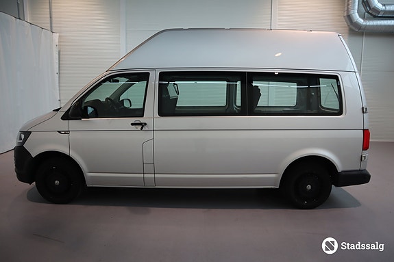 Volkswagen Kombi 6 of 10
