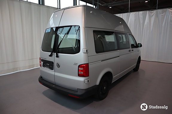 Volkswagen Kombi 4 of 10