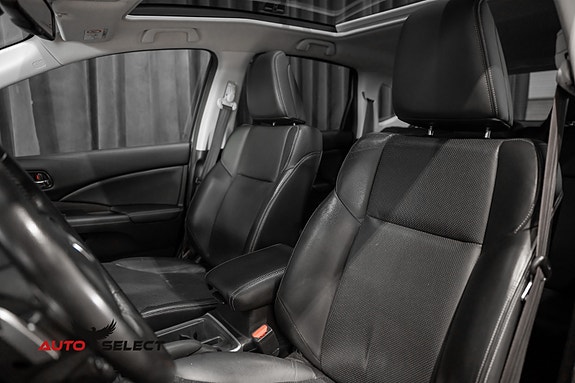 Honda CR-V 25 of 30