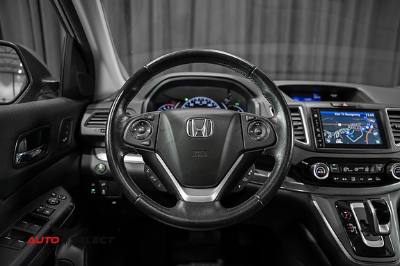 Honda CR-V 30 of 30