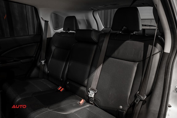 Honda CR-V 17 of 30