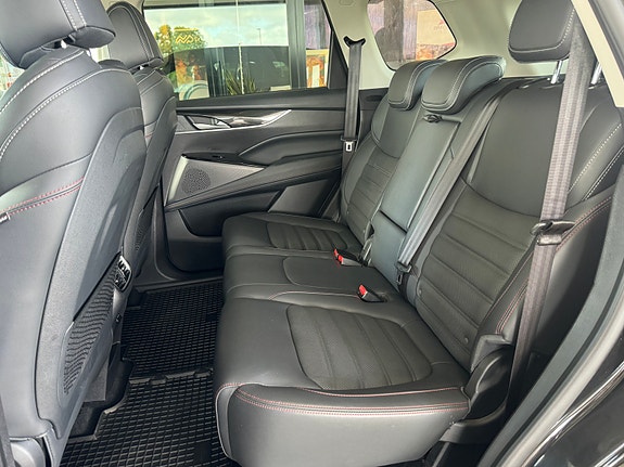 Maxus Euniq 6 21 of 27