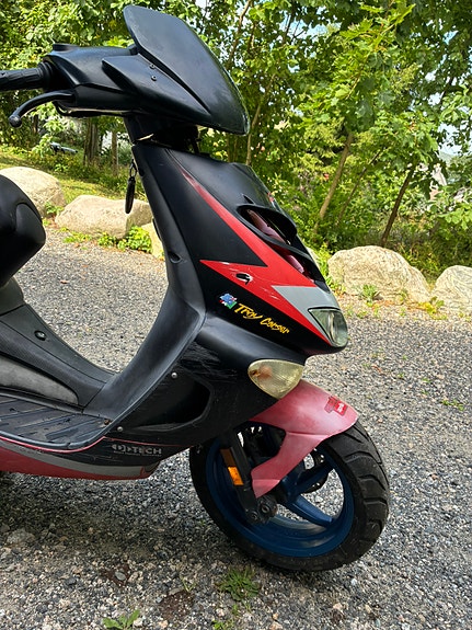 Aprilia SR 50 6 of 17