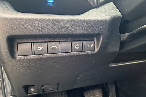 Toyota RAV4 Plug-in Hybrid 19 of 20