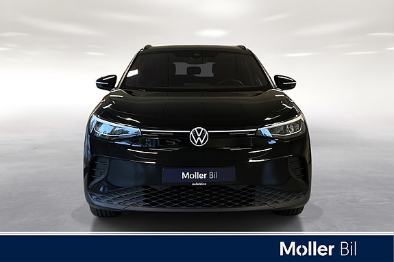 Volkswagen ID.4 2 of 19