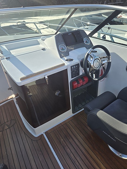 Nordkapp Avant 620 HL 2013 | 150 hk Evinrude E-TEC | Båthenger medfølger 9 of 10