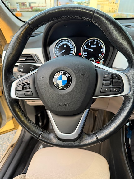 BMW X1 3 of 11