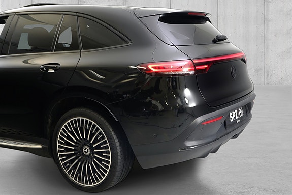 Mercedes-Benz EQC400 6 of 21
