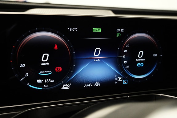 Mercedes-Benz EQC400 15 of 21