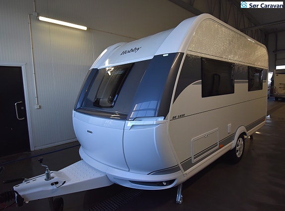 Hobby De Luxe - 400 SFe. Totalvekt kan justeres mellom 1300kg - 1500kg 4 of 20
