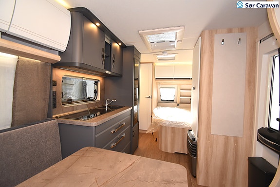 Hobby De Luxe 460 UFe 8 of 24