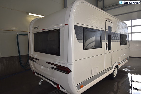 Hobby De Luxe 460 UFe 2 of 24