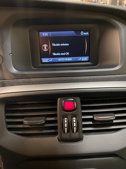 Volvo V40 Cross Country 16 of 29