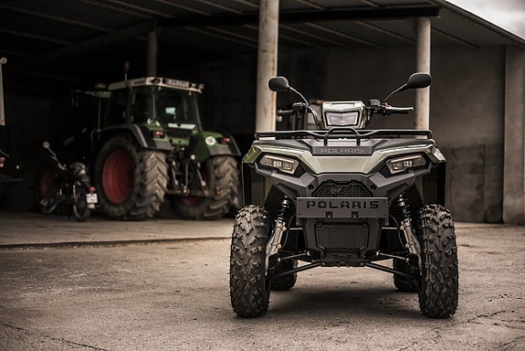 Polaris Sportsman 570 EPS 2 of 4