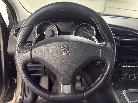 Peugeot 3008 19 of 29