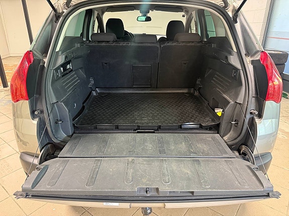 Peugeot 3008 8 of 29