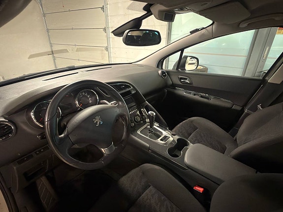 Peugeot 3008 16 of 29