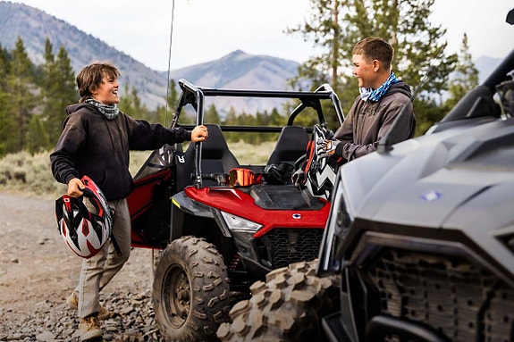 Polaris RZR 200 EFI 20 of 27