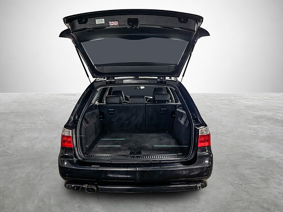 BMW 520d 23 of 28