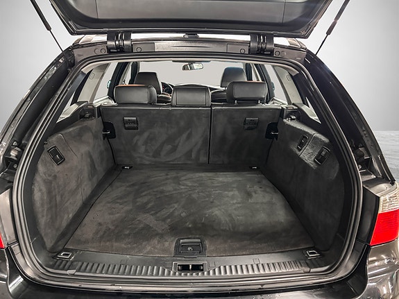 BMW 520d 24 of 28